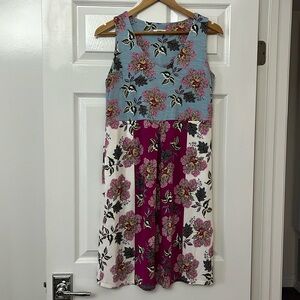 J Jill mixed print sleeveless dress. Super cute and super soft.  XS